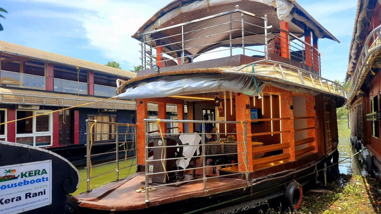 Kera Houseboats Alleppey アーラップーザ県 エクステリア 写真