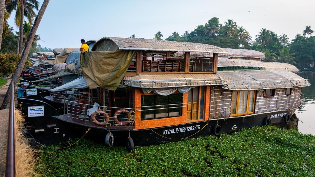 Kera Houseboats Alleppey アーラップーザ県 エクステリア 写真