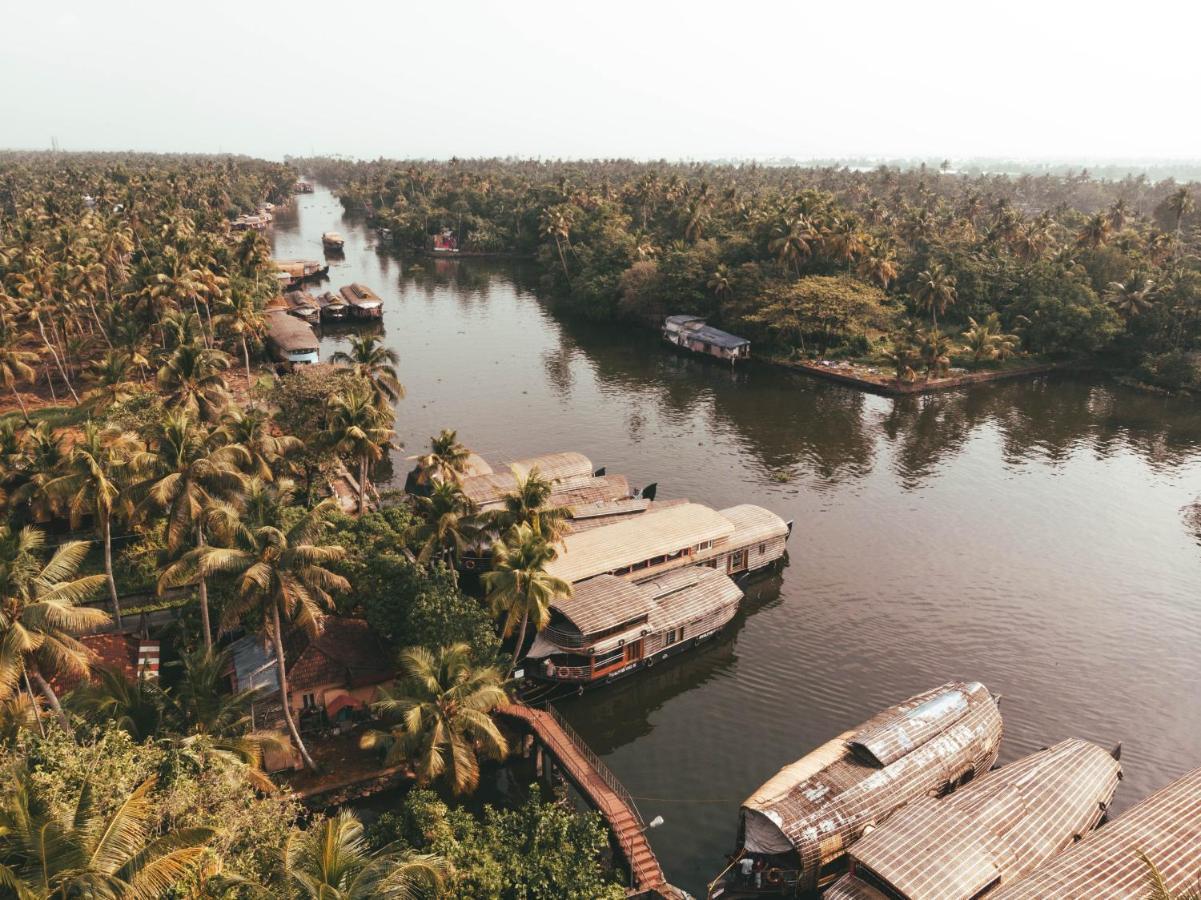 Kera Houseboats Alleppey アーラップーザ県 エクステリア 写真