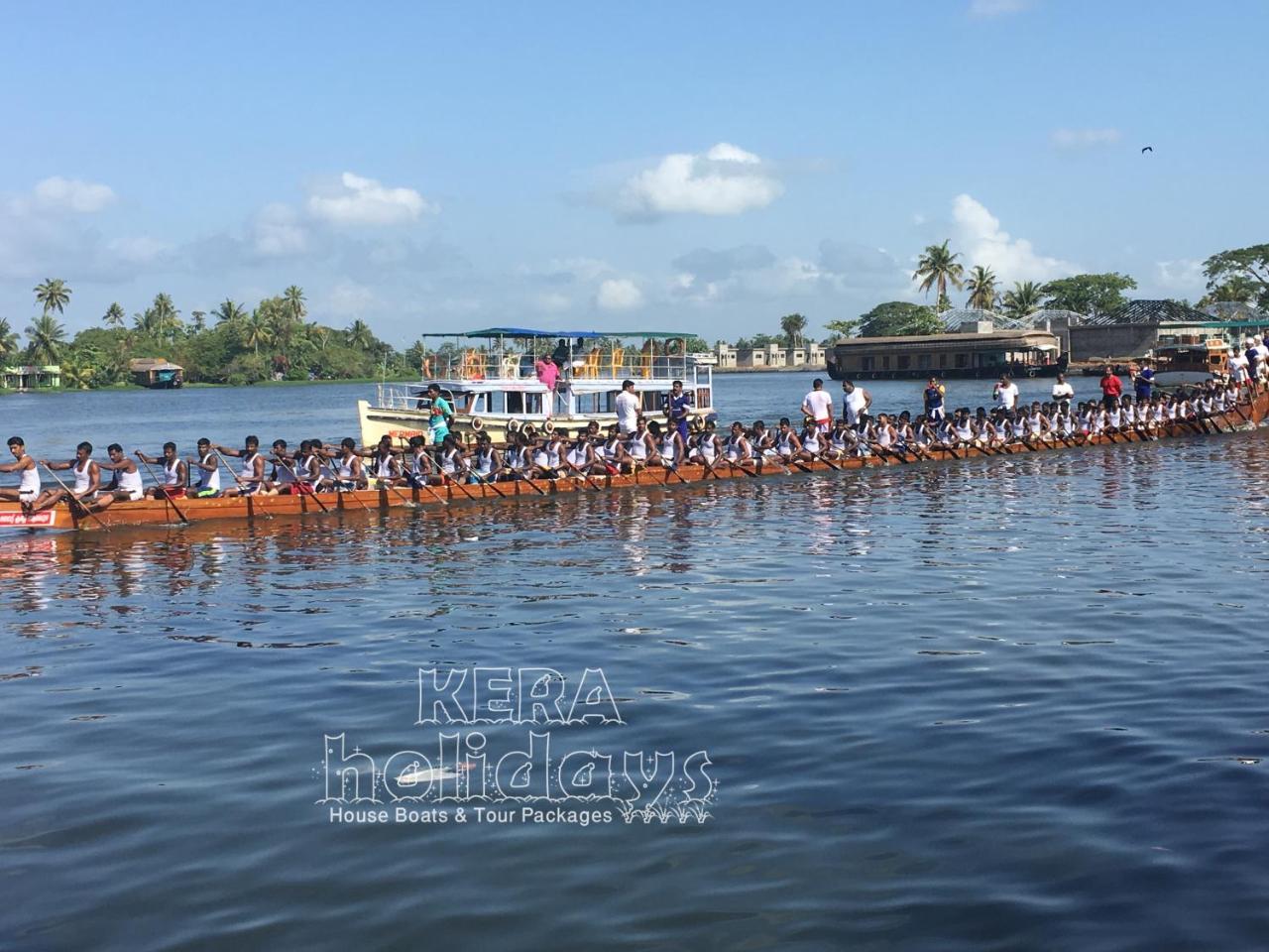 Kera Houseboats Alleppey アーラップーザ県 エクステリア 写真